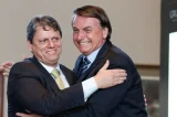 Tarcísio promete perdão a Bolsonaro se for presidente