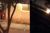 VÍDEO: homem se revolta, bate em esposa e incendeia roupa dela e dos filhos