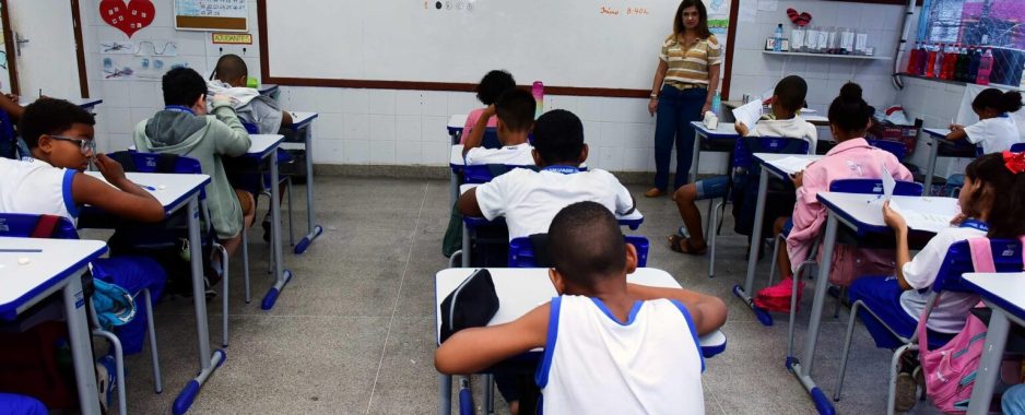 Precatórios: saiba quanto cada professor vai receber após aprovação de abono