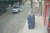 Homem esfaqueia policial e é morto por agentes da PM; veja vídeo