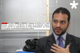 Delegado exonerado da polícia por desvio de armas em operação teria mandado matar informante Delegado exonerado da polícia por desvio de armas em operação teria mandado matar informante