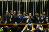 Quem são os congressistas que impedem a realização de sessões em troca de anistia a Bolsonaro