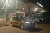 Mulher sequestrada por ex-companheiro consegue escapar e pedir ajuda a PMs Mulher sequestrada por ex-companheiro consegue escapar e pedir ajuda a PMs