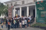 Alunos da Ufba protestam contra falta de vagas no curso de Medicina