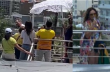 Wagner Moura sobe em trio de Daniela Mercury durante em protesto em Salvador