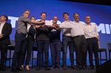 Zema celebra união entre Novo e PSD durante filiação de vice