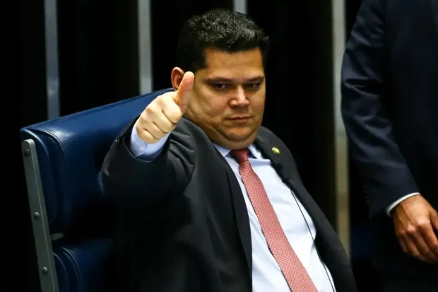 Alcolumbre-cancela-sessao-sobre-PL-da-Devastacao-a0136470500202510161029-ScaleDownProportional