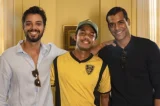 Ator da Globo é detonado por namorar atriz 17 anos mais nova