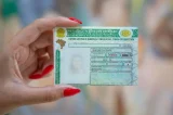 CNH na escola: governo quer aulas teóricas no ensino médio; entenda