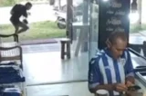 Jovem é morto a tiros dentro de loja em destino turístico da Bahia