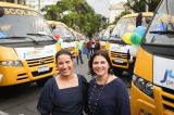 Adesivos do Juntos pela Educação nos ônibus escolares viram vexame para governo de Raquel Lyra