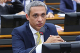 Câmara suspende ação de calúnia e difamação no STF contra deputado bolsonarista