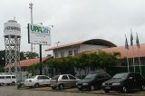 Motorista de ônibus é agredido com “voadora” por ciclista em Igarassu