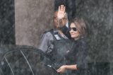 Michelle visita Bolsonaro na Polícia Federal