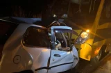 Colisão entre carro e ônibus escolar deixa três mortos na BA-172, em Santana