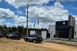 Operação Narke 5 em Apuarema prende três e apreende dois adolescentes por tráfico de drogas