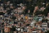 Negros, jovens e com filhos: Estudo revela perfil dos traficantes no Brasil