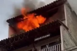 Prédio onde funciona escola infantil pega fogo e assusta pais