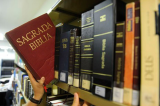 Vereador defende Bíblias nas escolas e prega combate a ‘livros imorais’