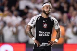Corinthians pede para Memphis deixar hotel de luxo que custa R$ 250 mil mensais