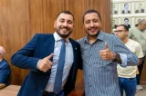 Vereador campeão de votos é preso transportando arma em nome de outra pessoa em carro oficial Vereador campeão de votos é preso transportando arma em nome de outra pessoa em carro oficial