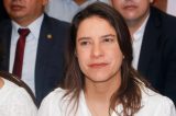 Início de governo conturbado
