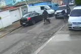 Homem reage a tentativa de assalto, atropela e mata suspeito; confira o vídeo Homem reage a tentativa de assalto, atropela e mata suspeito; confira o vídeo