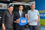 Gestão Anisio Viana amplia estrutura de saúde e recebe nova ambulância do deputado Júnior Nascimento para Casa Nova