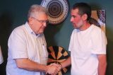 Casa Nova celebra derrubada do tarifaço nos EUA e destaca protagonismo do prefeito Anisio Viana na defesa dos fruticultores