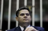 A mão invisível do algoz