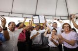 Jerônimo Rodrigues assina ordem de serviço para obra de macrodrenagem em Dário Meira