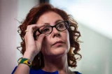 Gabinete de Zambelli ganhou 4 assessores durante prisão na Itália