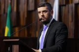 Deputado traiu esposa e usou desembargador como falso álibi, diz defesa