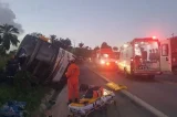 Tragédia na estrada: psicóloga morre e oito ficam feridos em acidente com ônibus na Bahia Tragédia na estrada: psicóloga morre e oito ficam feridos em acidente com ônibus na Bahia