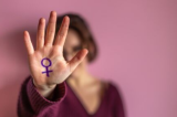 Da hierarquia masculina ao feminicídio: como a “machosfera” sustenta a violência contra mulheres