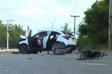 Mulher de 32 anos morre após carro bater em dois postes na Bahia