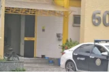 Homem é preso após quebrar viatura e danificar fachada de delegacia