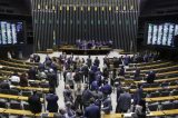 Governistas vão tentar adiar votação de projeto da dosimetria para 2026