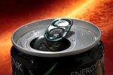 Bebidas energéticas: consumo excessivo pode representar sério risco de AVC, alertam médicos