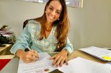 Catharina Garziera sanciona lei voltada à valorização dos profissionais da educação e ao fortalecimento da gestão escolar em Lagoa Grande