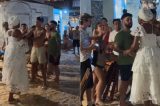 Estrela da música mundial defende baiana de acarajé que teve barraca destruída por turistas