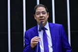 Bolsonarista incomoda aliados ao abrir diálogo com Alexandre de Moraes