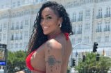PERNA TORADA E BARRIGA SARADA! Aos 51 anos, Rosiane Pinheiro ostenta corpo escultural e enlouquece web: “tão gostosa”