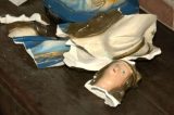 Mulher de 56 anos é presa após destruir imagem de santa em igreja de PE