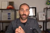 Eduardo Bolsonaro diz que vai lutar por cargo na PF, mas ‘não tem condição’ de voltar ao País agora