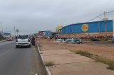 Loja Mercantil Atacadão em Juazeiro fecha suas portas colocando em promoção seu estoque