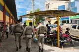 Mulher persegue marido com pistola após discussão por ciúmes em Guanambi