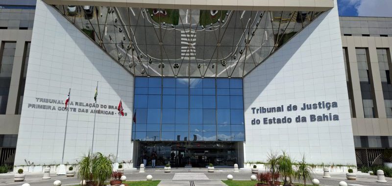 TJ-BA abre processo que pode levar à perda de cargo de juiz por retirar foto do Candomblé, implicando racismo religioso