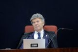 Fux é diagnosticado com pneumonia dupla e participará de sessões do STF de forma remota