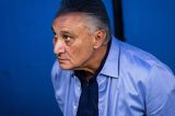 VÍDEO: Falta de respeito com o pai? Tite tenta conter o filho e leva ‘chega pra lá’